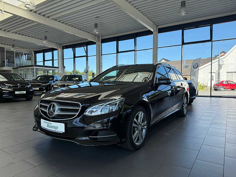 Mercedes-Benz E 350d 4Matic AHK/PANO/Standheizung/360°Kam