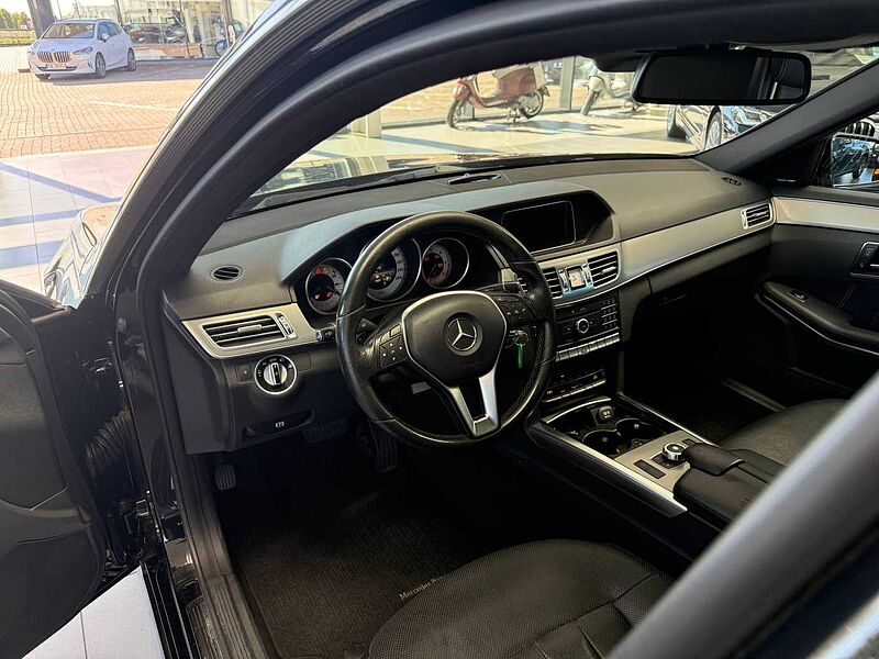Mercedes-Benz E 350d 4Matic AHK/PANO/Standheizung/360°Kam