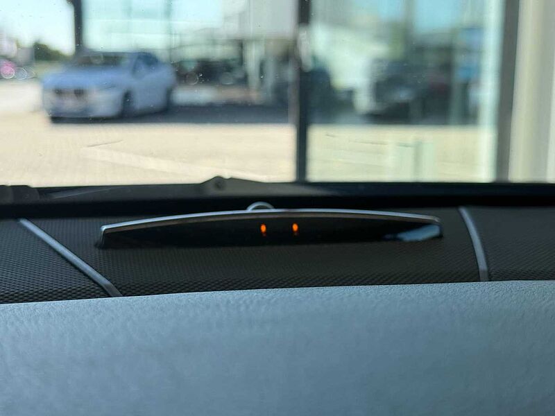 Mercedes-Benz E 350d 4Matic AHK/PANO/Standheizung/360°Kam
