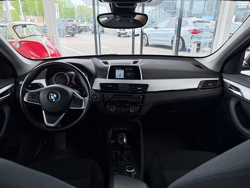 BMW X1 sDrive 18i Automatik /Sitzheizung