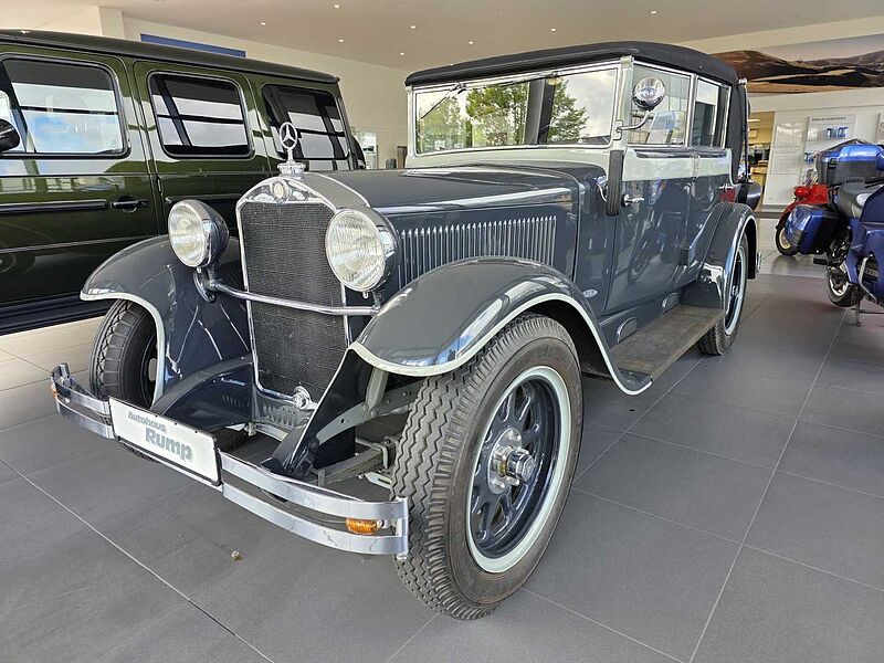 Mercedes-Benz Stuttgart 260 (W11)