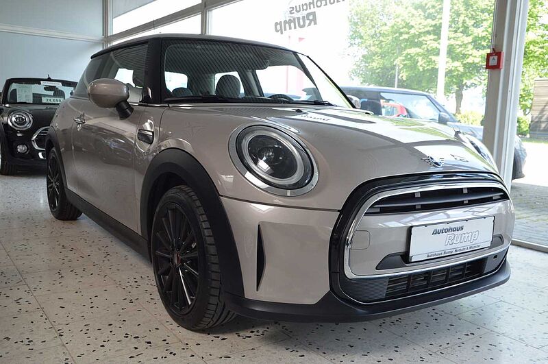 MINI ONE 3-TÜRER Navi LED Sposi