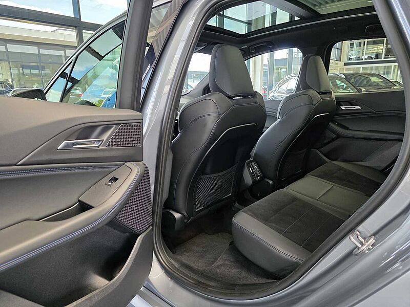 BMW 218i Active Tourer M Sport Sitzhzg/Pano/RFK/KeylessGo