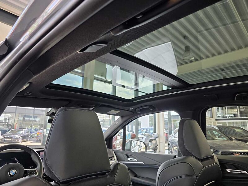 BMW 218i Active Tourer M Sport Sitzhzg/Pano/RFK/KeylessGo