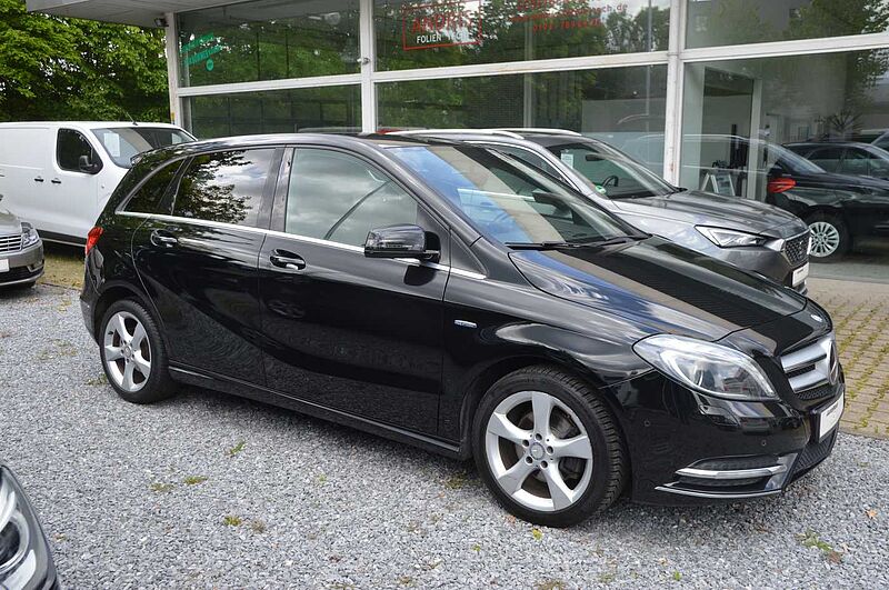 Mercedes-Benz B 200 Sports Tourer 1.Hd. AHK