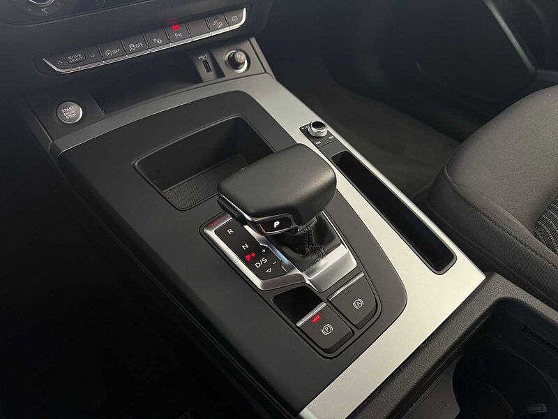 Audi Q5  40 TDI quattro S tronic AHK, ACC, Matrix-LED