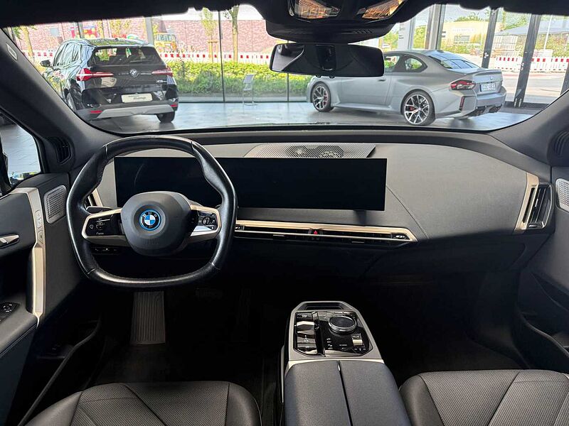 BMW iX xDrive50 Sportpaket/B&W/Drive. Prof. /Luft