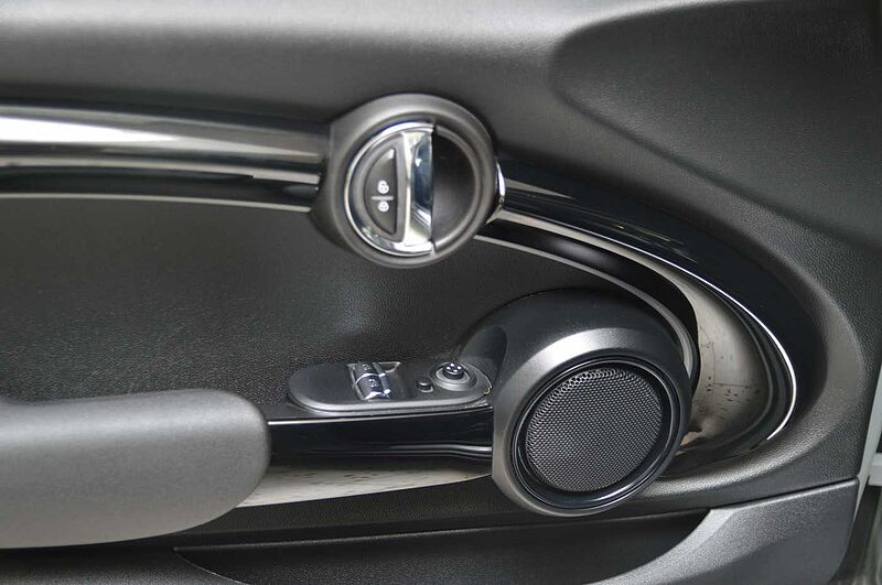 MINI ONE 1.Hd. Navi Sportsitze