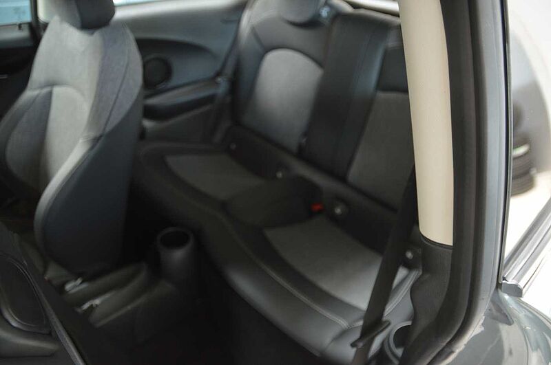 MINI ONE 1.Hd. Navi Sportsitze