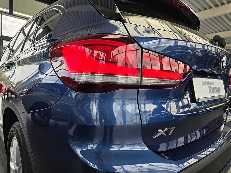 BMW X1 sDrive18i Advantage Aut. Navi | LED | SHZ | Park-Assist.