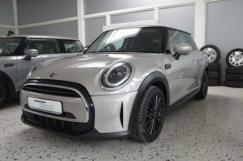 MINI ONE 3-T&Uuml;RER Navi, '17 LM-F