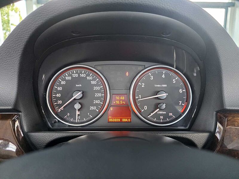 BMW 320i M-Sport Shadow Line Cabrio Xenon/Memory/Sitzhzg