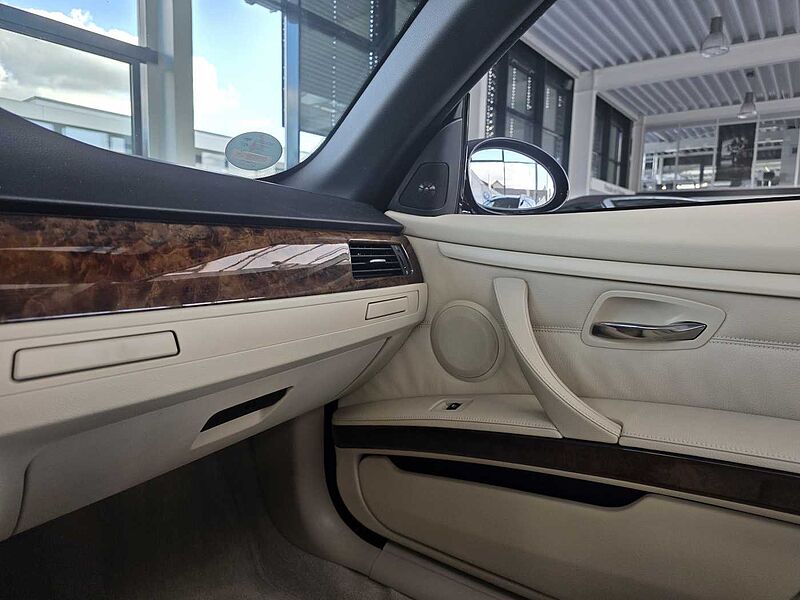 BMW 320i M-Sport Shadow Line Cabrio Xenon/Memory/Sitzhzg