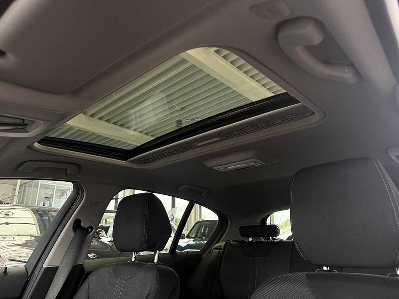 BMW 120d Sport-Aut. Advantage Adpt. LED/RFK/GSD/HiFi