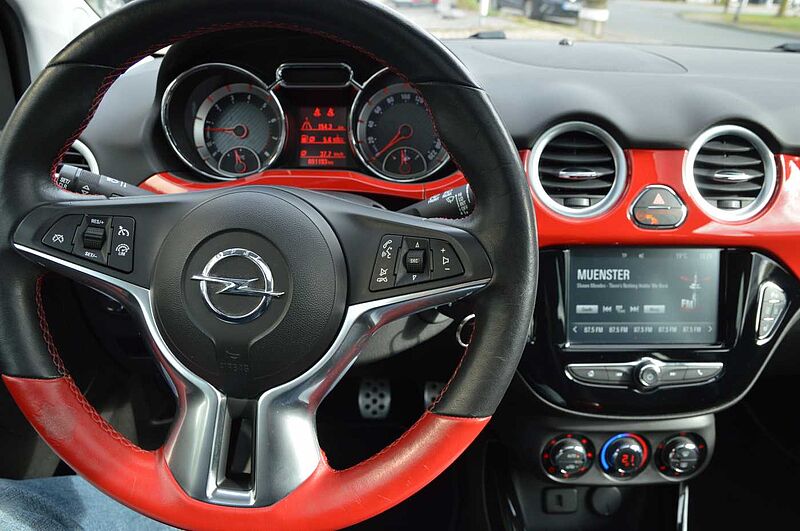 Opel Adam 1.0 Start/Stop Rocks