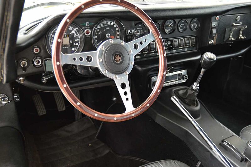 Jaguar E-Type Serie III V12 OTS