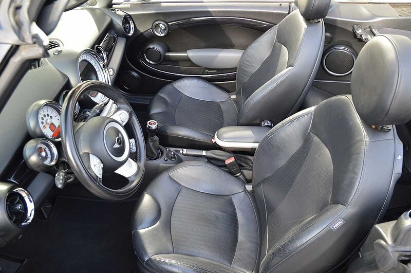 MINI JCW CABRIO John Cooper Works Cabrio