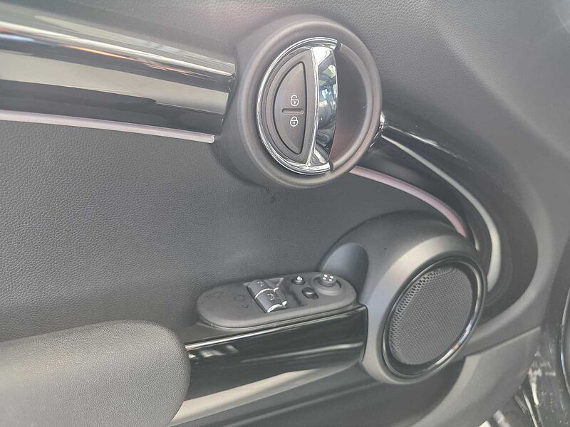 MINI Cooper 3trg. Autom. Pano/Leder/LED/Apple/PDC