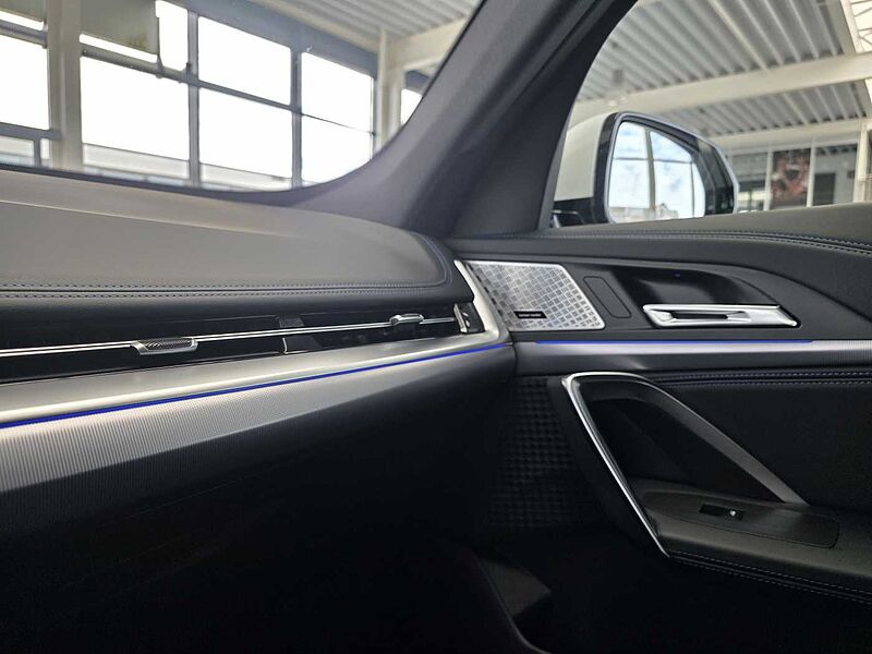 BMW X1 sDrive18i M-Sport Pro AHK/H-K/DAB/Navi/LED