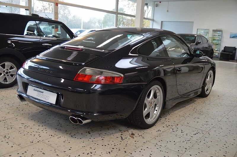 Porsche 911 996 Carrera Facelift