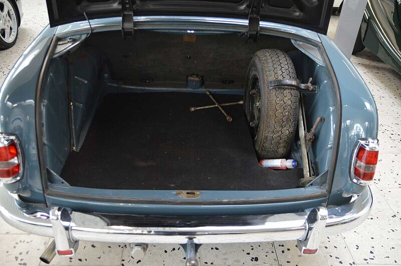 Mercedes-Benz 220A Ponton Verdeck