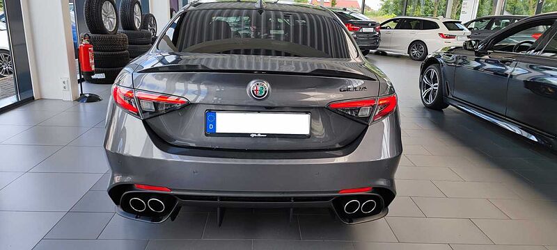 Alfa Romeo Giulia 1 HD, QV , h/k, Assistenzpaket 2