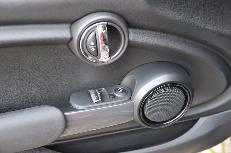 MINI One Navi, Sitzhzg.