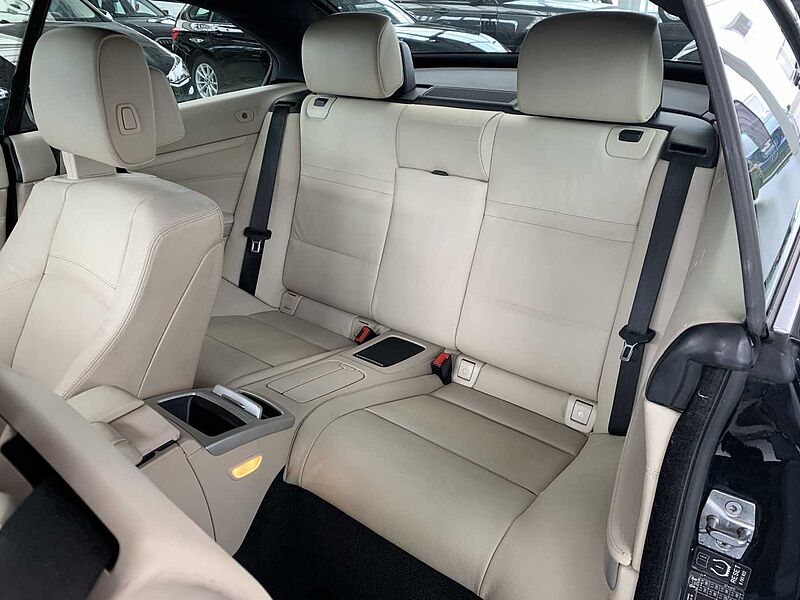 BMW 335i Cabrio Deutsches Fahrzeug, Scheckheft