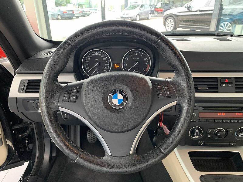 BMW 335i Cabrio Deutsches Fahrzeug, Scheckheft