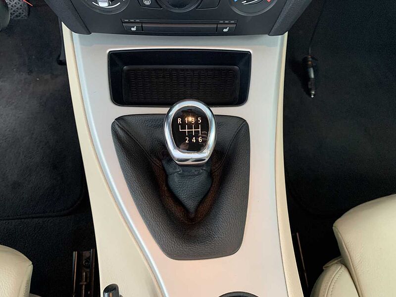 BMW 335i Cabrio Deutsches Fahrzeug, Scheckheft