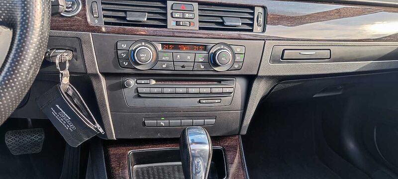 BMW 325i Cabrio Aut. Edition Exclusive Navi+, HiFi