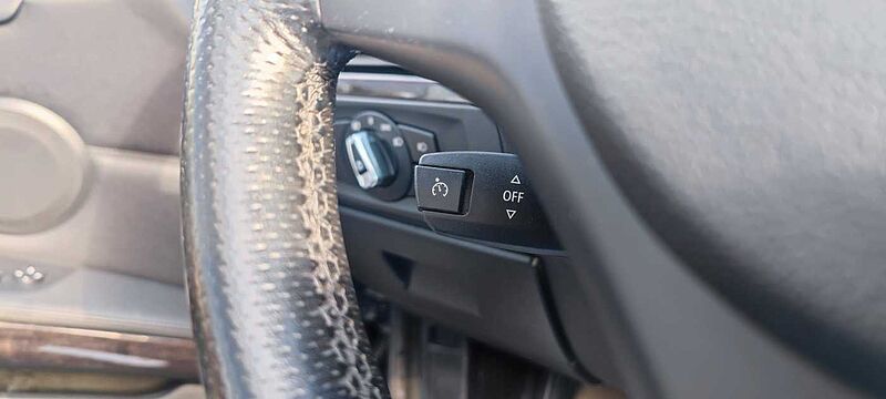 BMW 325i Cabrio Aut. Edition Exclusive Navi+, HiFi