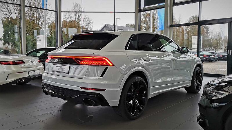 Audi RS Q8 4.0 TFSI quattro