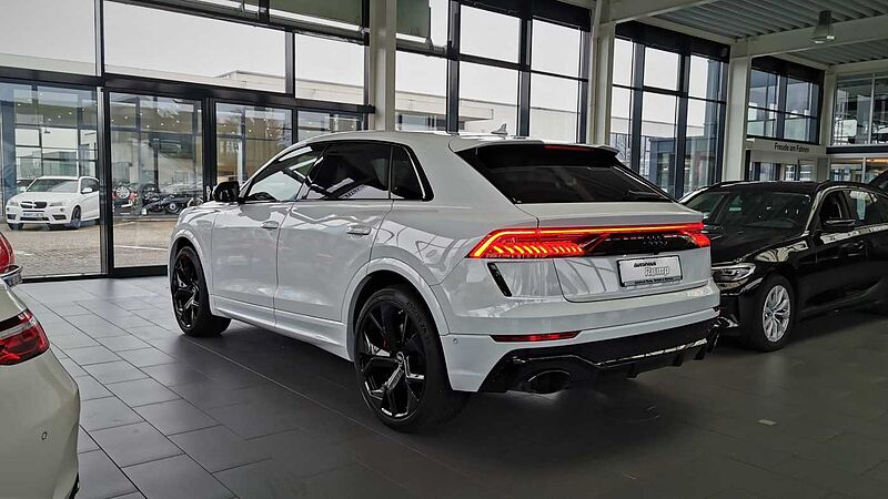 Audi RS Q8 4.0 TFSI quattro