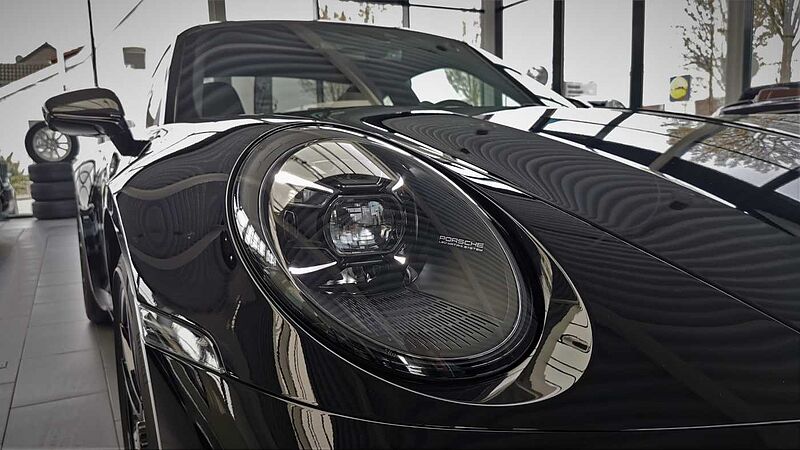 Porsche 911 Carrera 4 GTS, schwarz/schwarz/voll/sofort