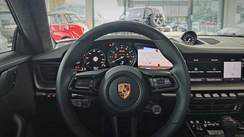 Porsche 911 Carrera 4 GTS, schwarz/schwarz/voll/sofort