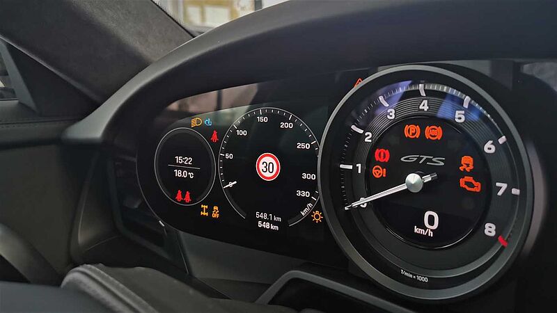 Porsche 911 Carrera 4 GTS, schwarz/schwarz/voll/sofort