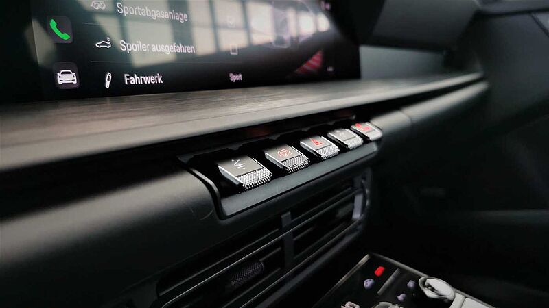 Porsche 911 Carrera 4 GTS, schwarz/schwarz/voll/sofort
