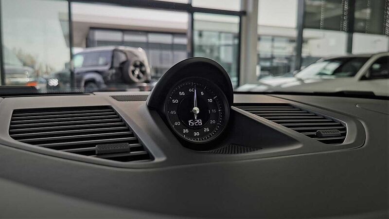 Porsche 911 Carrera 4 GTS, schwarz/schwarz/voll/sofort