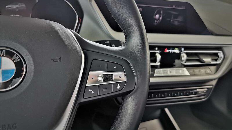 BMW 118d Aut. Advantage LED | LiveCo. + | DAB | SHZ