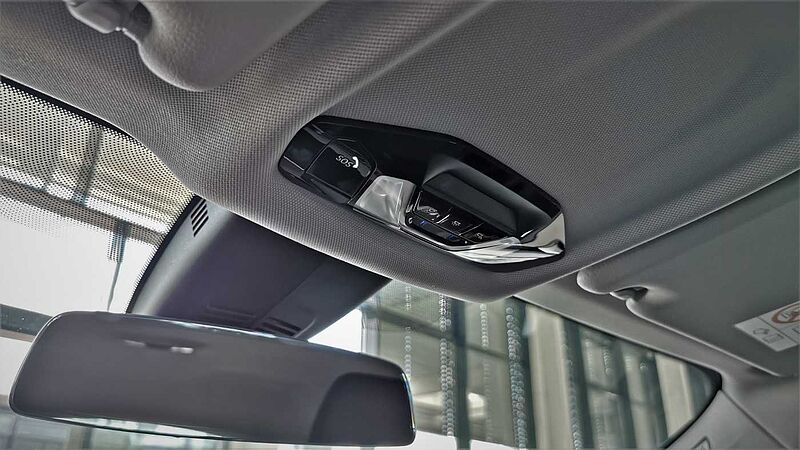 BMW 118d Aut. Advantage LED | LiveCo. + | DAB | SHZ