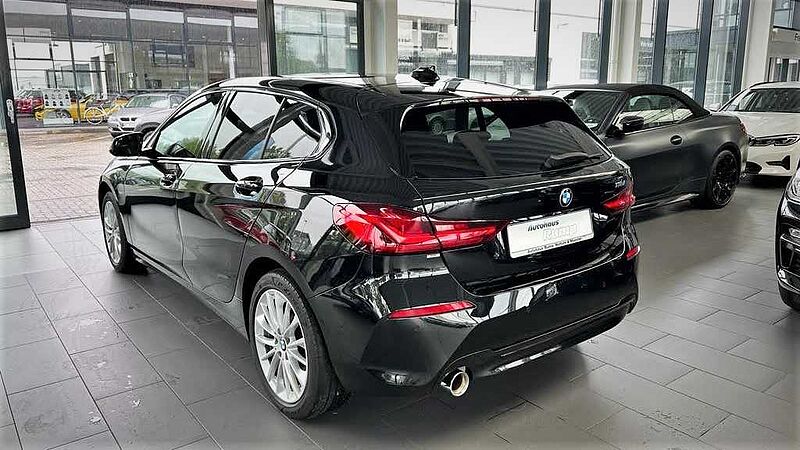 BMW 118i Sport Line Aut. ACC | LED | R. Cam.