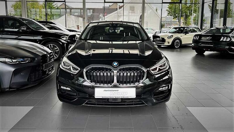 BMW 118i Sport Line Aut. ACC | LED | R. Cam.