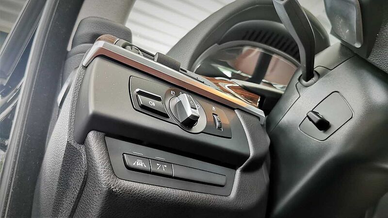 BMW 640i SHZ|PDC|NAV