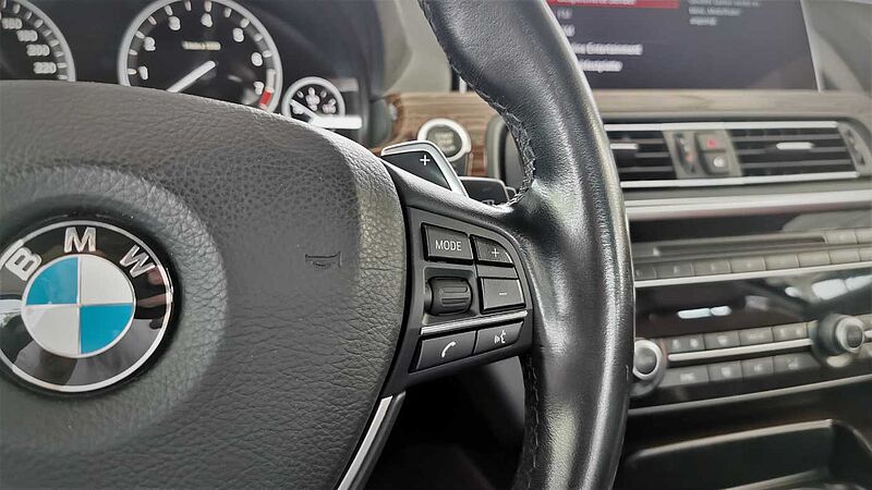 BMW 640i SHZ|PDC|NAV