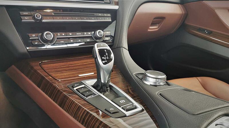 BMW 640i SHZ|PDC|NAV