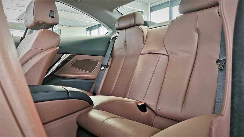 BMW 640i SHZ|PDC|NAV