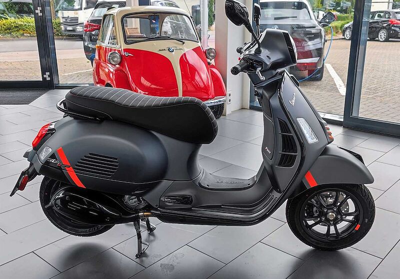 Vespa GTS 300 Super Sport *grau matt*