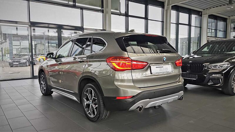 BMW X1 xDrive20d xLine, AHK, LED, 1HD