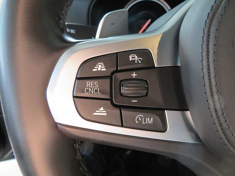 BMW 530d xDrive Touring Aut. M Sport ,HUD, Navi. Prof, PDC, AHK
